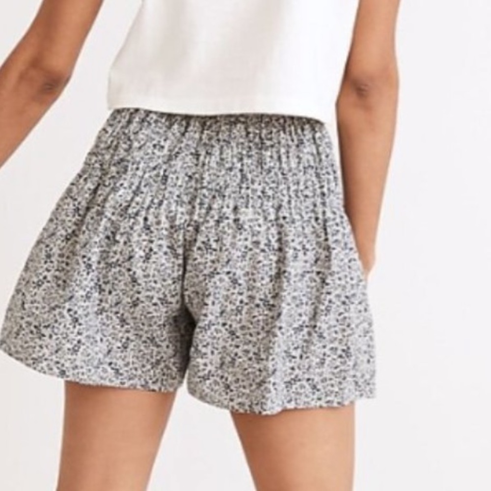 MADEWELL Smocked Pull-On Shorts in Florentine Floral Blue Skirt Skort Size Small - Picture 4 of 11